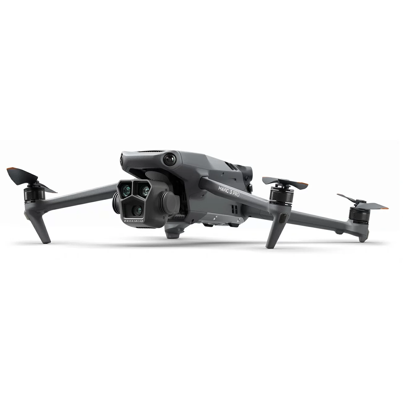 Квадрокоптер DJI Mavic 3 Pro Fly More Combo Квадрокоптер DJI Mavic 3 Pro Fly More Combo