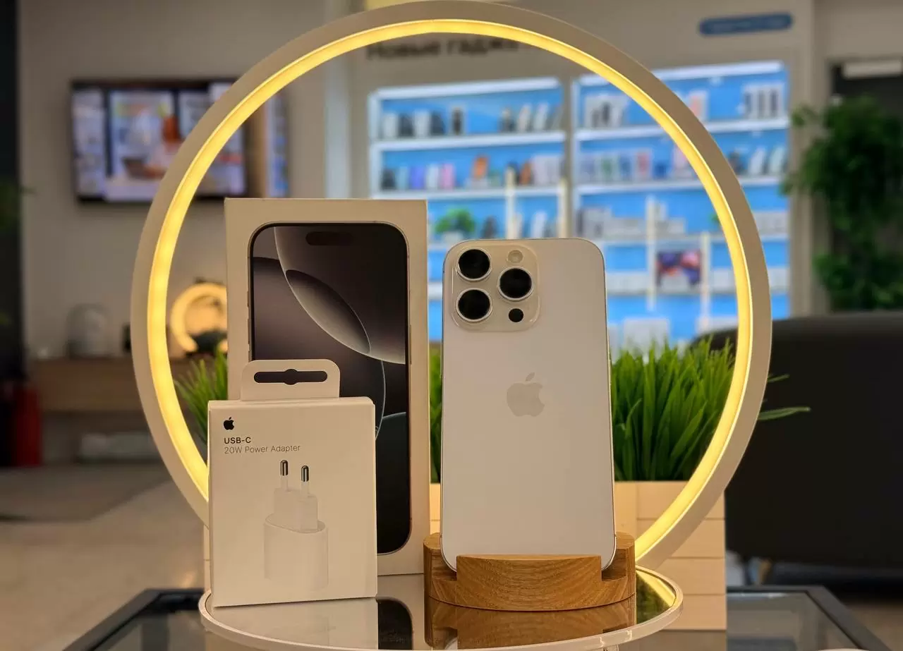 Смартфон Apple iPhone 16 Pro, Белый титан, 256 ГБ / 1164*