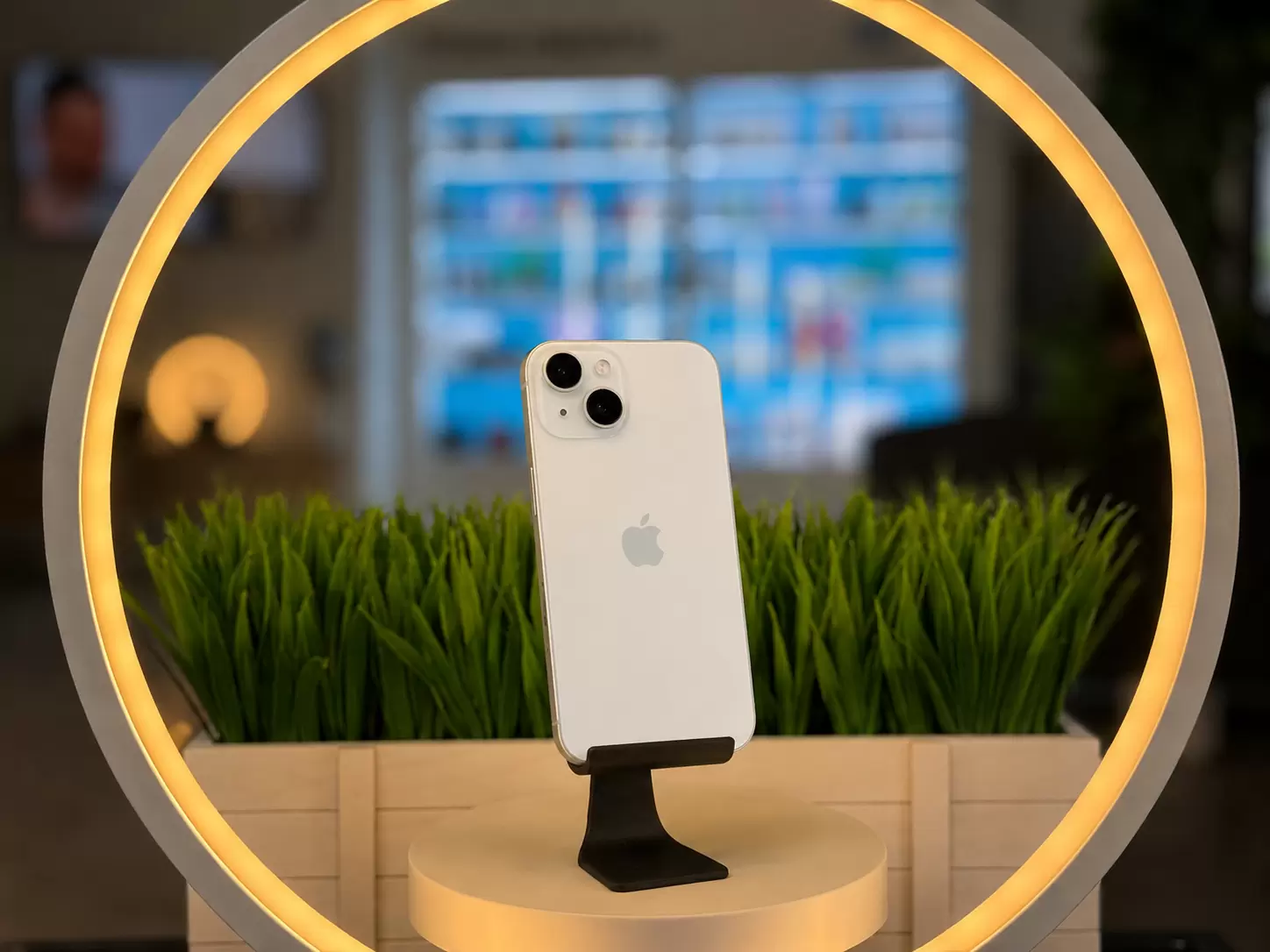 Смартфон Apple iPhone 14, Сияющая звезда, 128 ГБ / 8964*