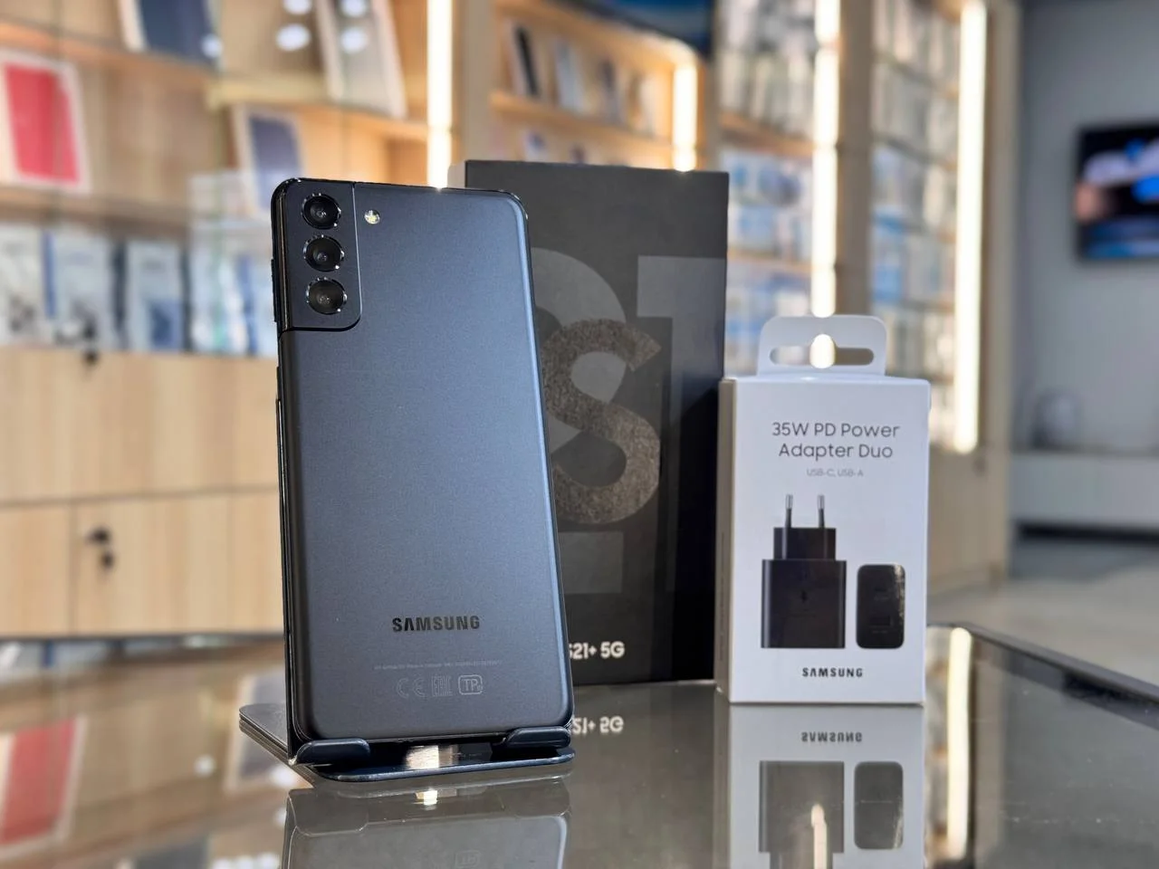 Смартфон Samsung Galaxy S21 Plus, 8 /256 ГБ, Чёрный / 1057*