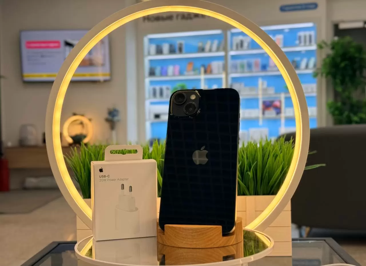 Смартфон Apple iPhone 14 Plus, Тёмная ночь, 256 ГБ / 4770*