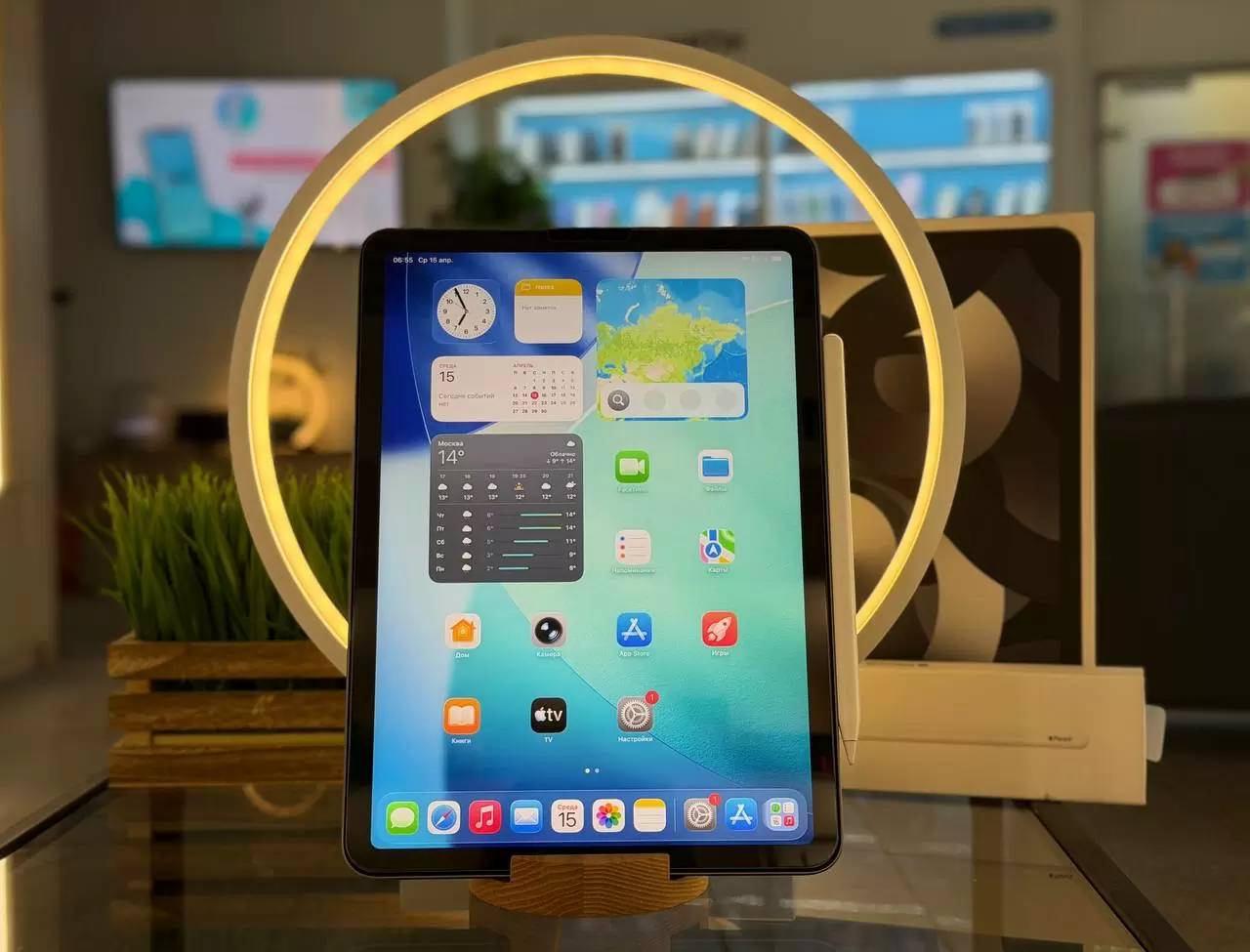 Планшет Apple iPad Air 5, Wi-Fi 2022, (Wi-Fi), Серый Космос, 64 ГБ / CWV5* Планшет Apple iPad Air 5, Wi-Fi 2022, (Wi-Fi), Серый Космос, 64 ГБ / CWV5*