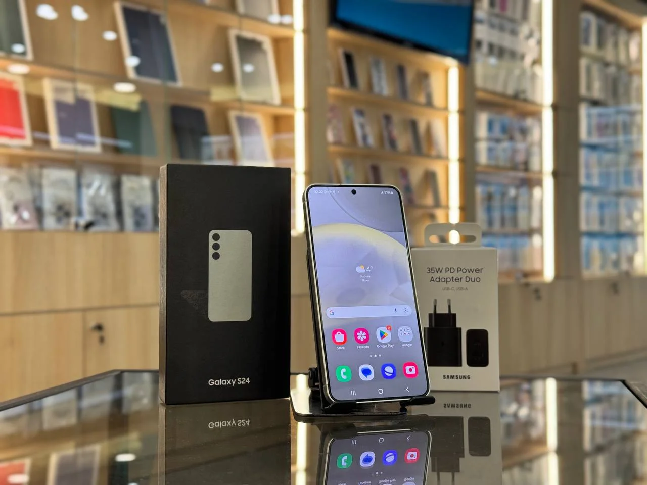 Смартфон Samsung Galaxy S24 Snapdragon 8/256 ГБ, 2SIM / 4858*