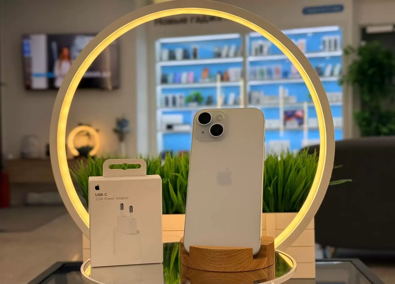 Смартфон Apple iPhone 15, Синий, 256 ГБ / 5565*