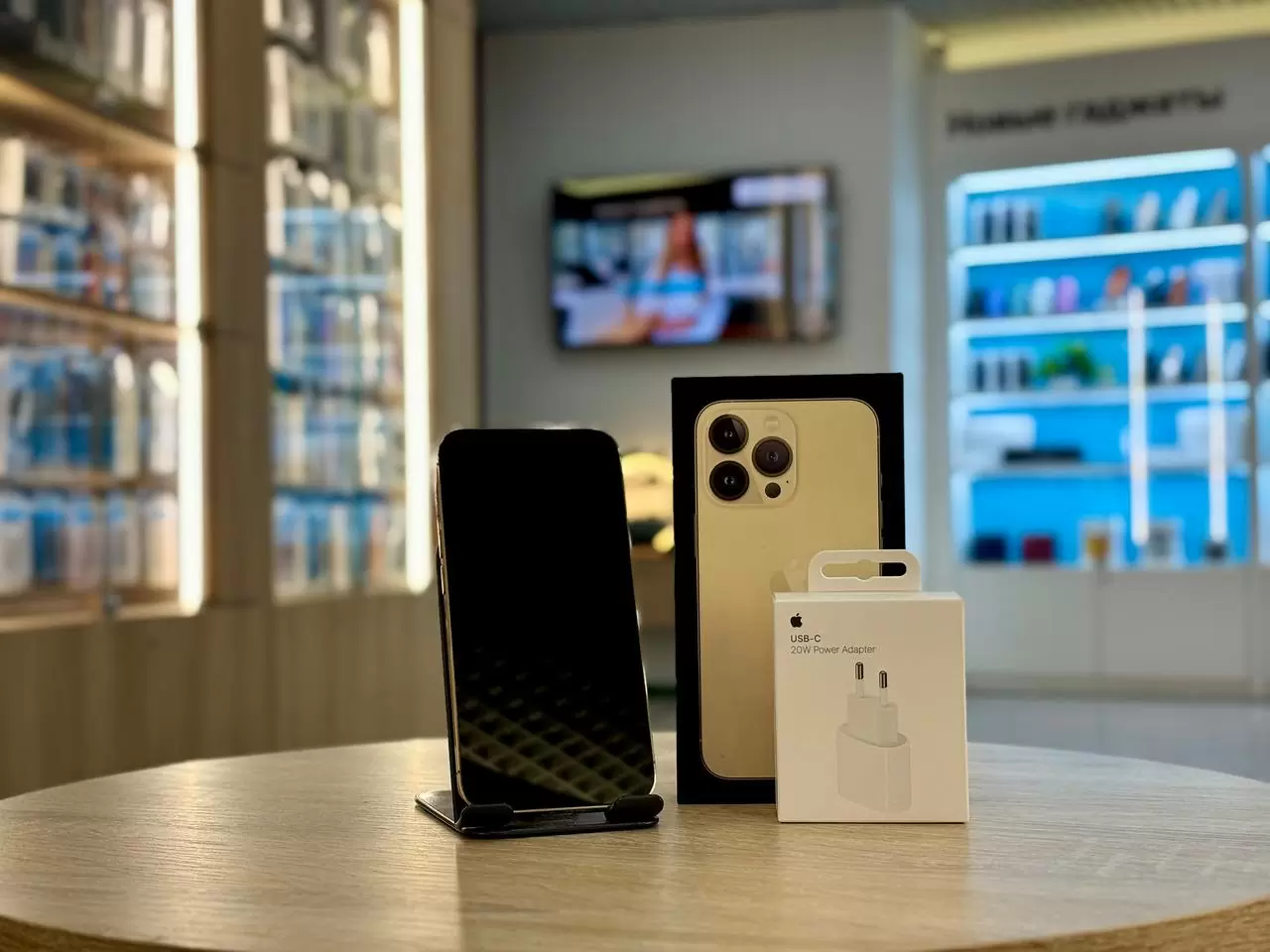 Смартфон Apple iPhone 13 Pro, Золотой, 256 ГБ / 0335*