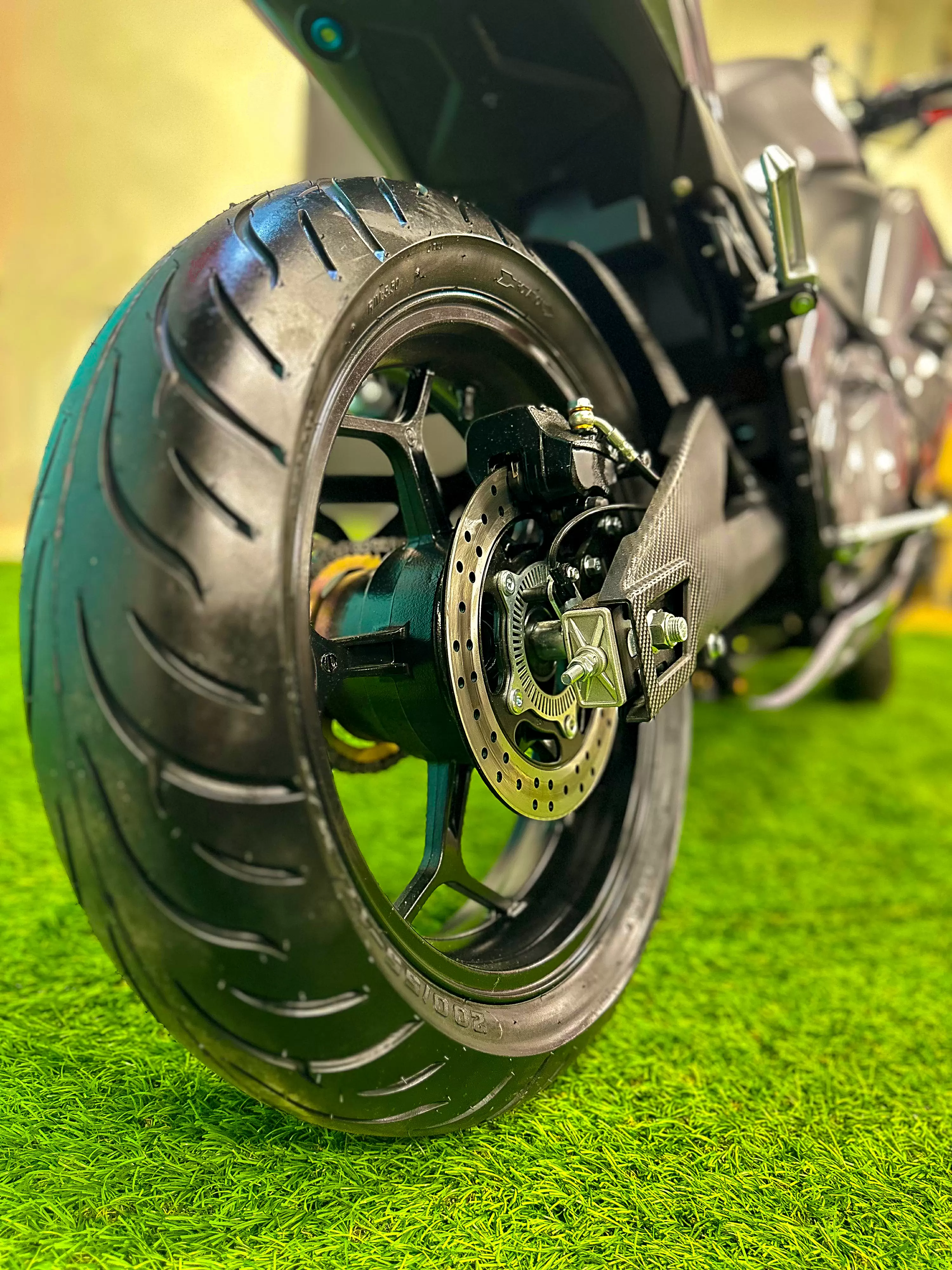 Электромотоцикл Ducati Panigale (серый)