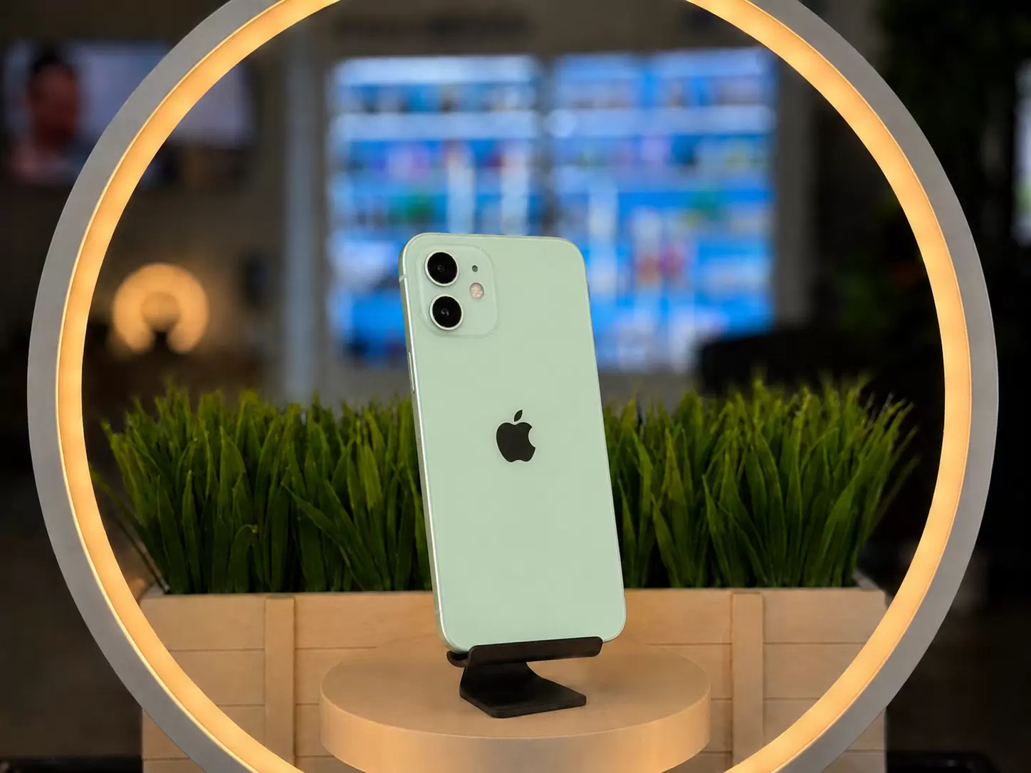- Смартфон Apple iPhone 12, Зелёный, 128 ГБ / 1592*