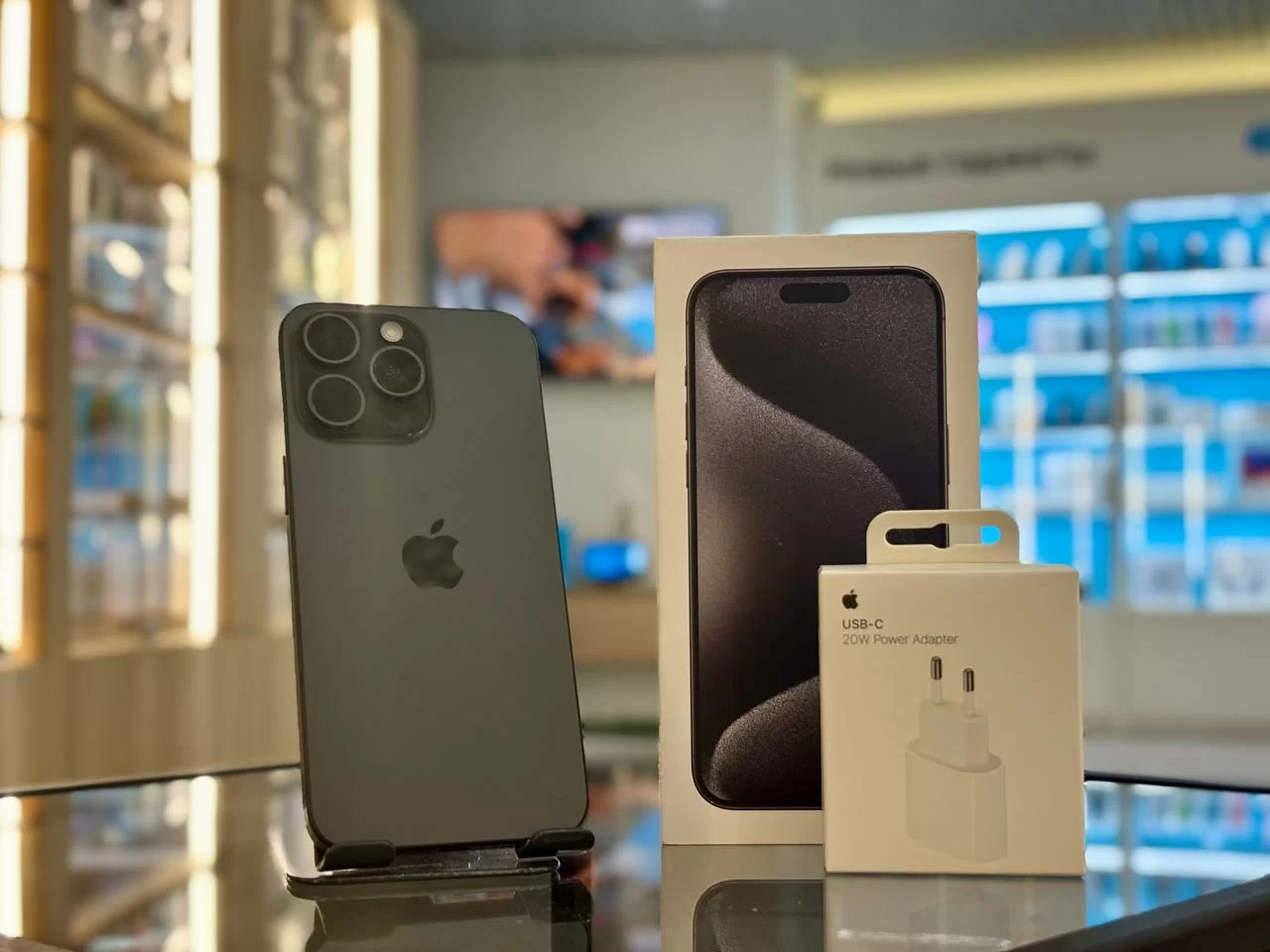 Смартфон Apple iPhone 15 Pro Max, Чёрный титан, 256 ГБ / 7166*