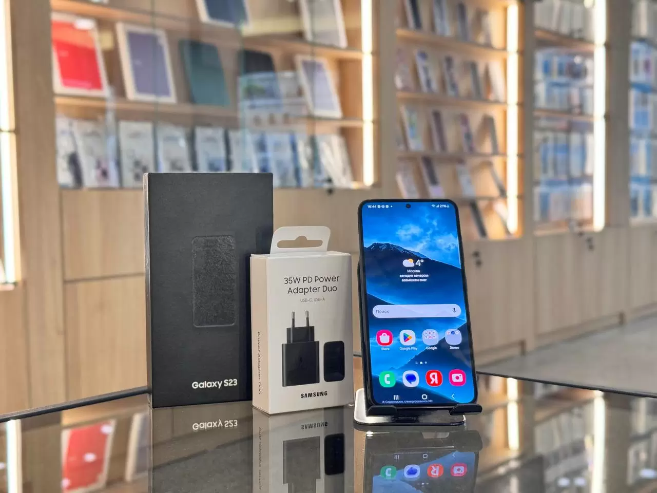 Смартфон Samsung Galaxy S23 Snapdragon 8/256 ГБ, Чёрный фантом / 9180*