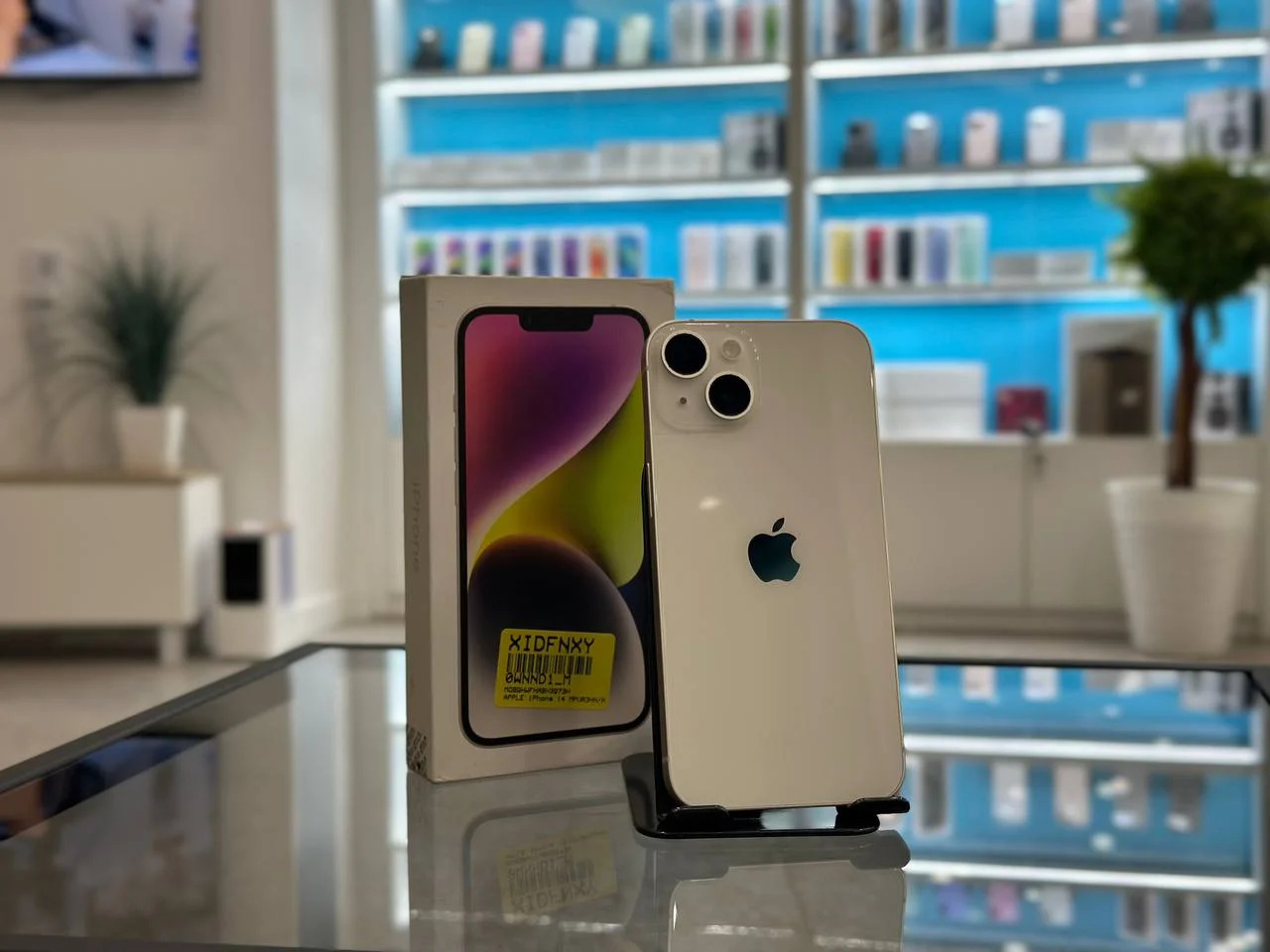 Смартфон Apple iPhone 14, Сияющая звезда, 256 ГБ / 6234*