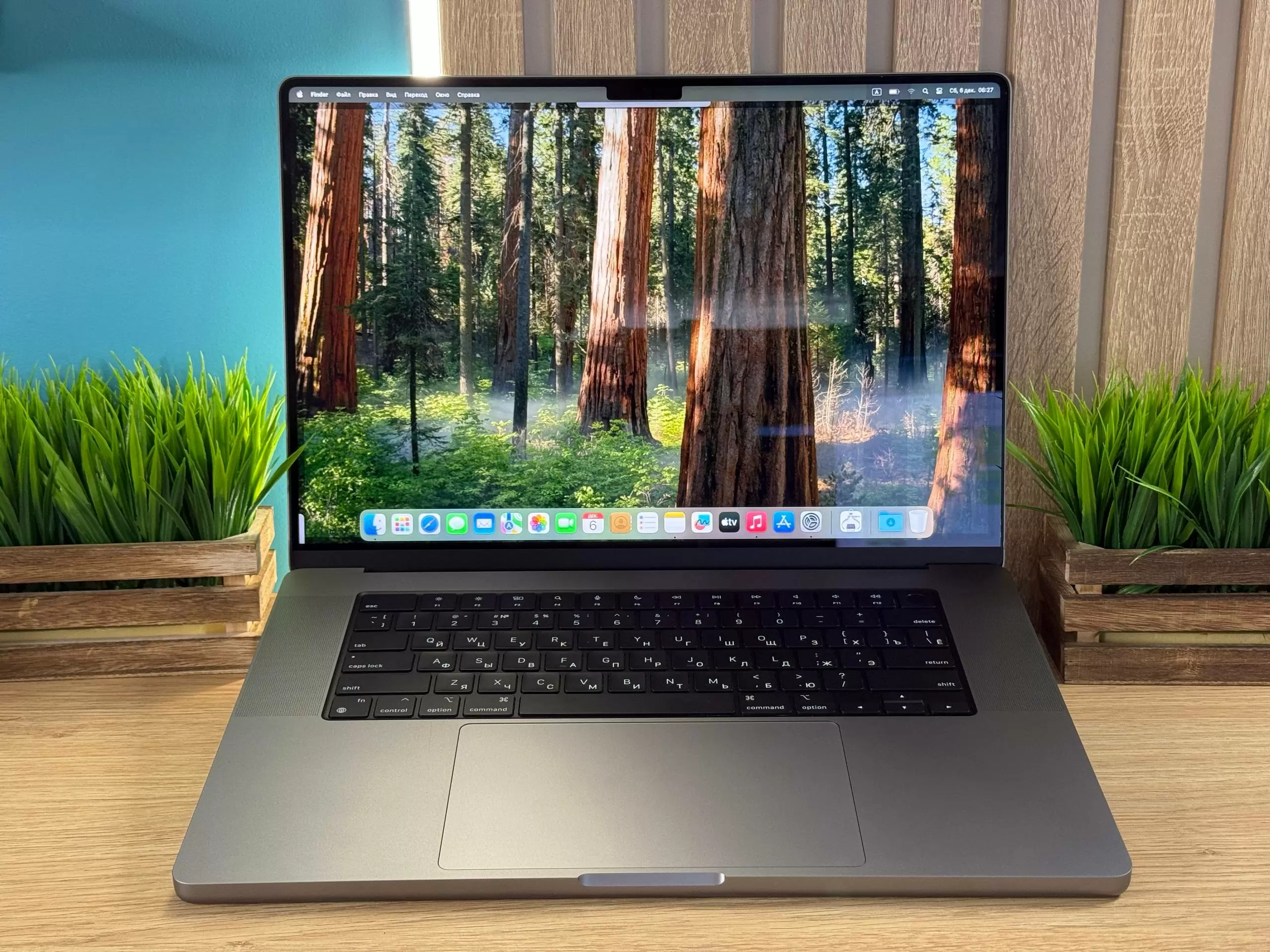 Ноутбук Apple MacBook Pro 16", M1 Pro, 2021, Серый Космос, 16/1 TB / 3XX1* Ноутбук Apple MacBook Pro 16", M1 Pro, 2021, Серый Космос, 16/1 TB / 3XX1*