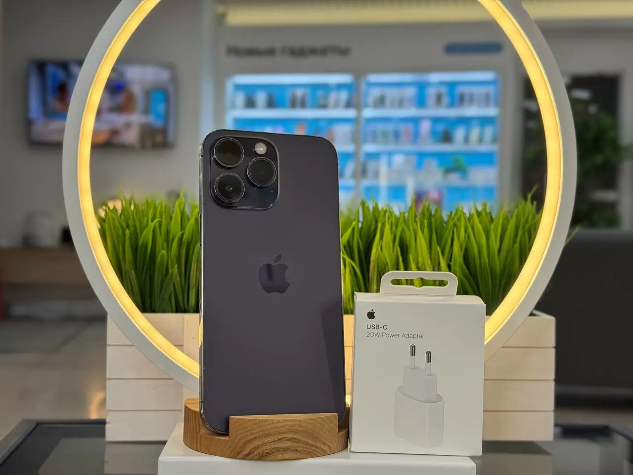 Смартфон Apple iPhone 14 Pro Max Nano-SIM, Темно-фиолетовый, 512 ГБ / 0128*