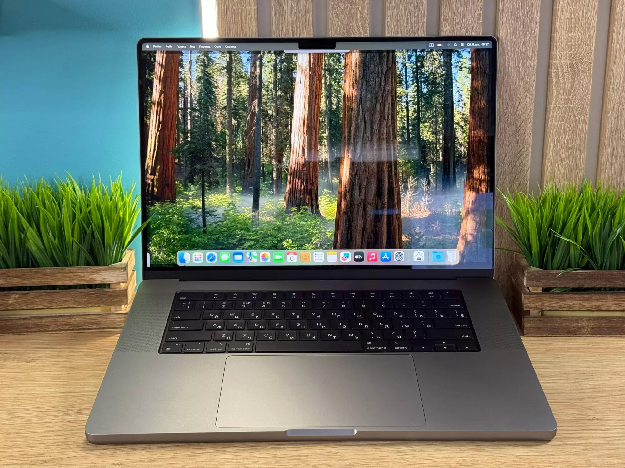 Ноутбук Apple MacBook Pro 16", M1 Pro, 2021, Серый Космос, 16/1 TB / 3XX1*