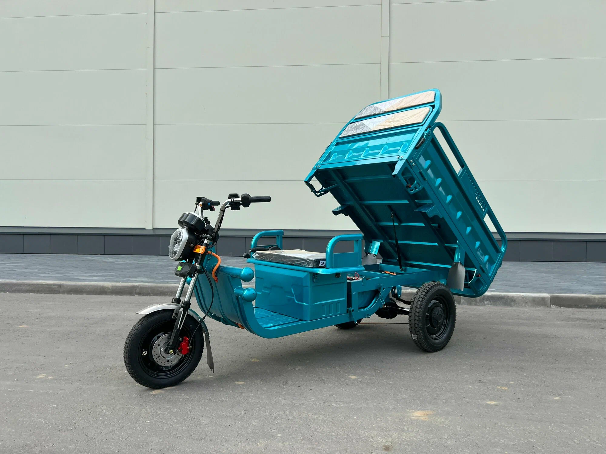 Электроскутер грузовой IKINGI C-06