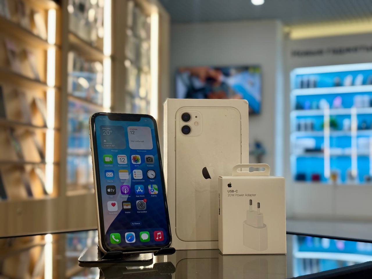 Смартфон Apple iPhone 11, Белый, 128 ГБ / 9526*