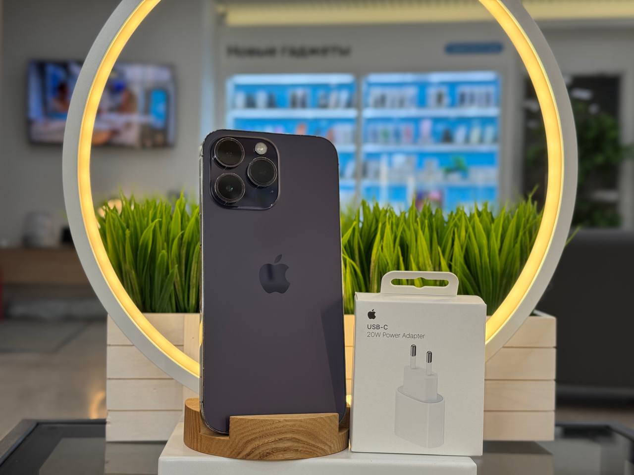 Смартфон Apple iPhone 14 Pro Max Nano-SIM, Темно-фиолетовый, 128 ГБ / 9840*