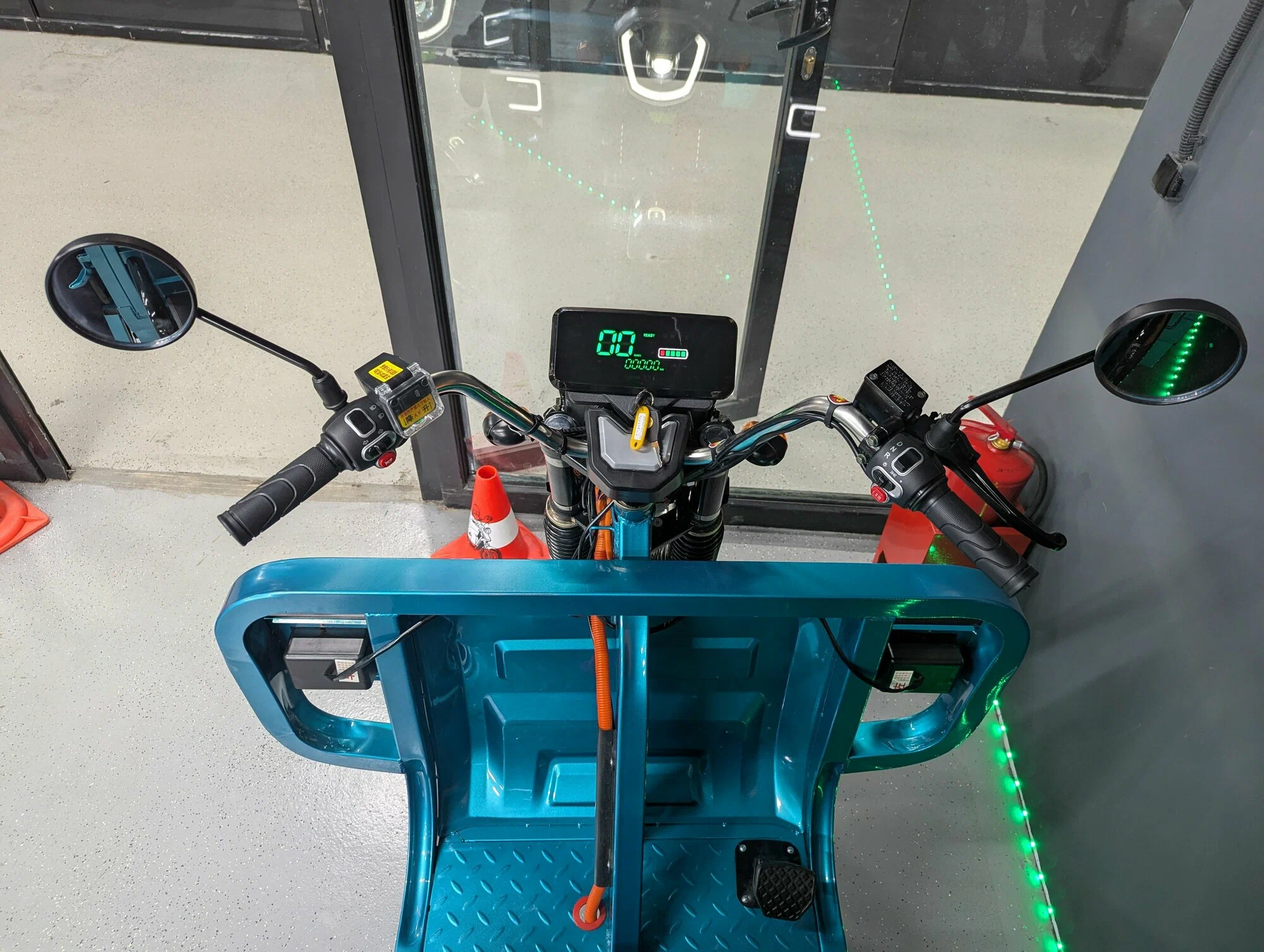 Электроскутер грузовой IKINGI Q-30